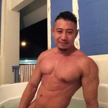 Olly shirtless Cairns